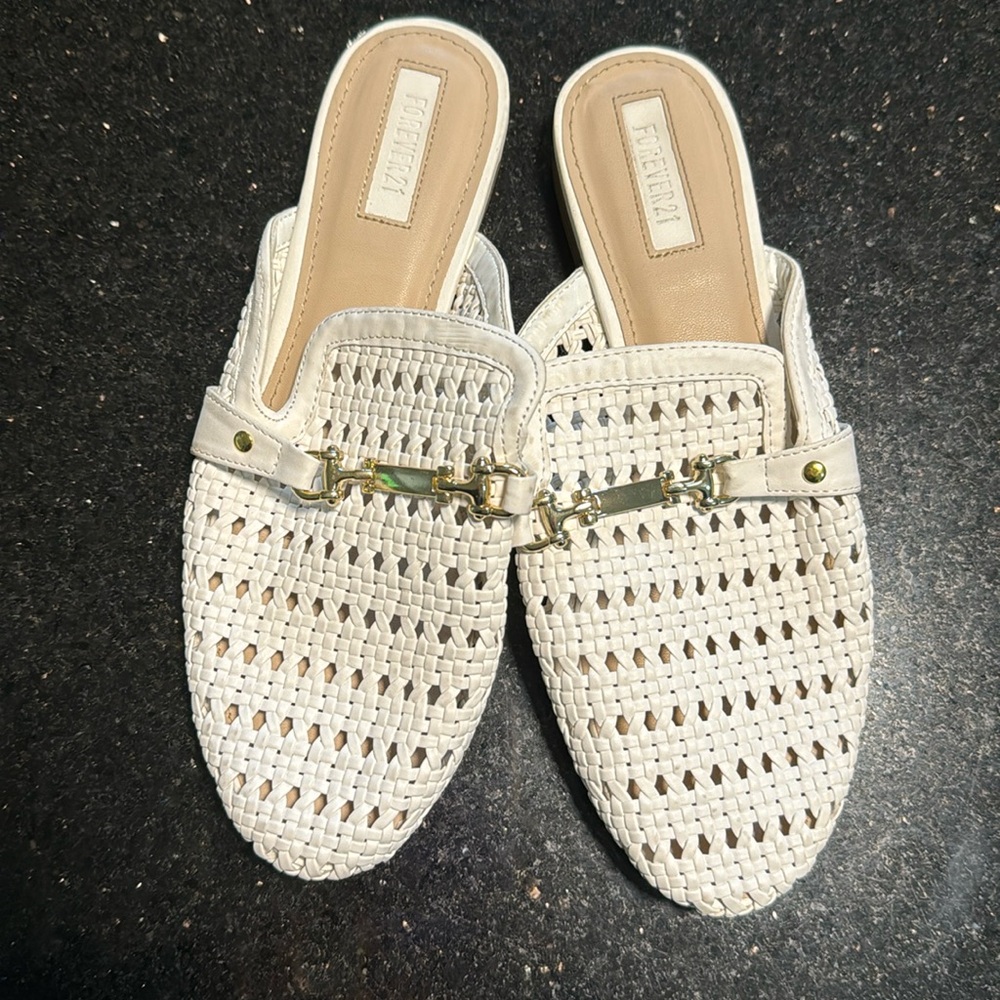 White mules